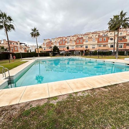 La Bella Escondida Piscina Campo De Golf Solarium Y Parking En Centro Historico Apartment Малага Екстериор снимка