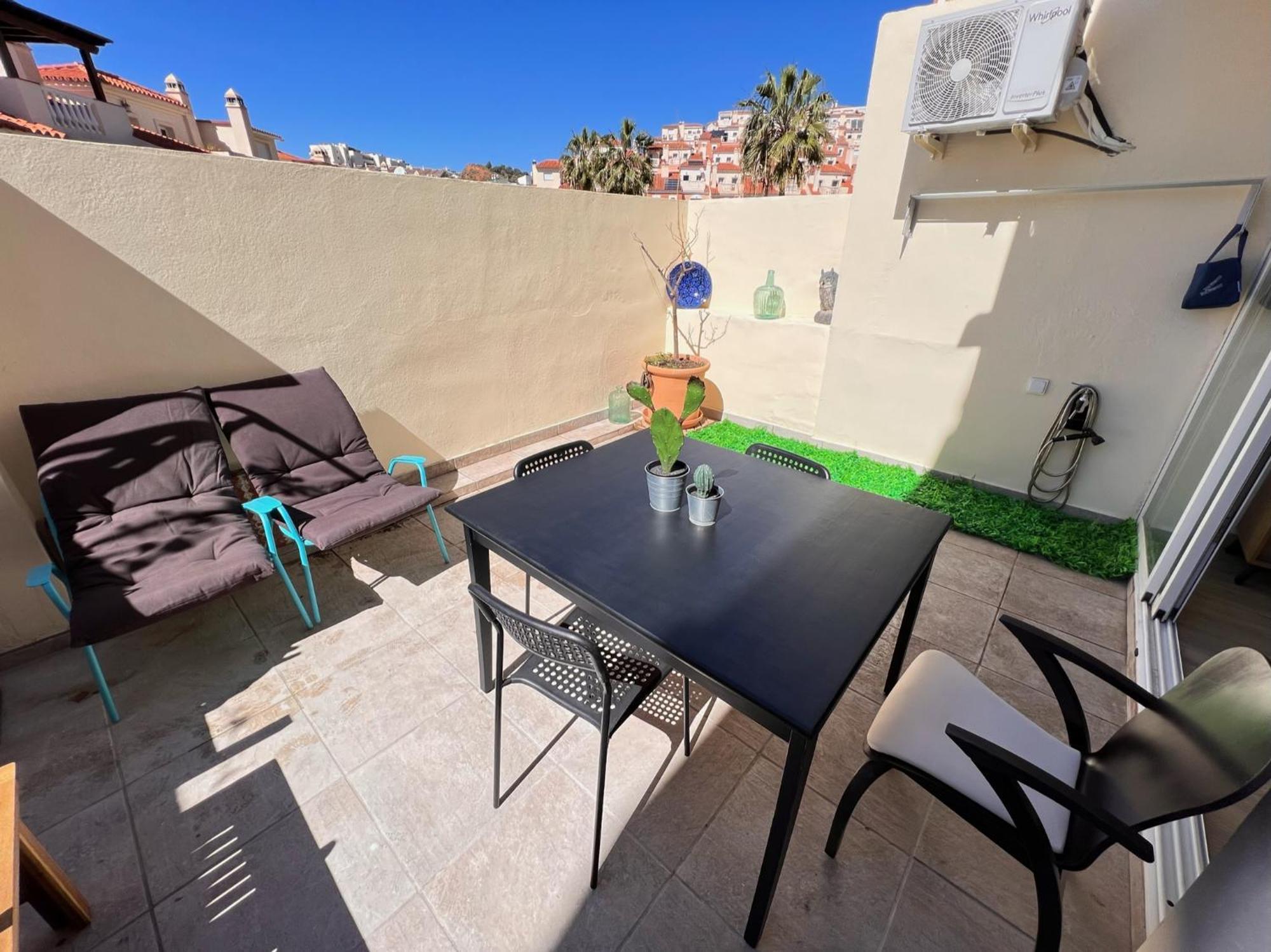 La Bella Escondida Piscina Campo De Golf Solarium Y Parking En Centro Historico Apartment Малага Екстериор снимка